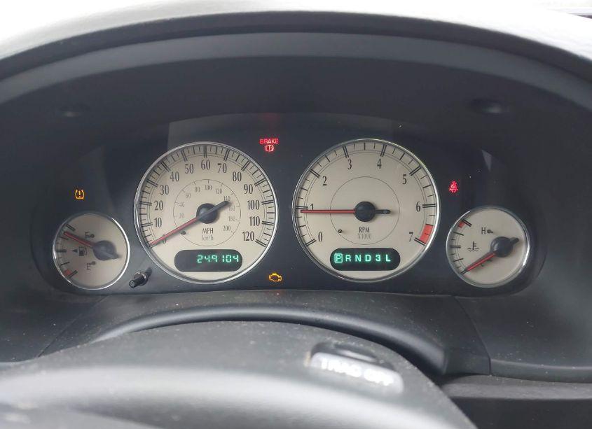 Photo 7 of 2004 Chrysler Town & COUNTRY LIMITED (VIN 2C8GP64L84R517378)