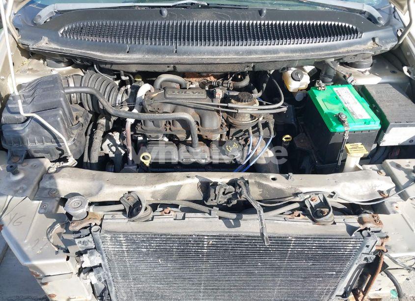 Photo 10 of 2005 Chrysler Town & COUNTRY LIMITED (VIN 2C8GP64L95R365774)