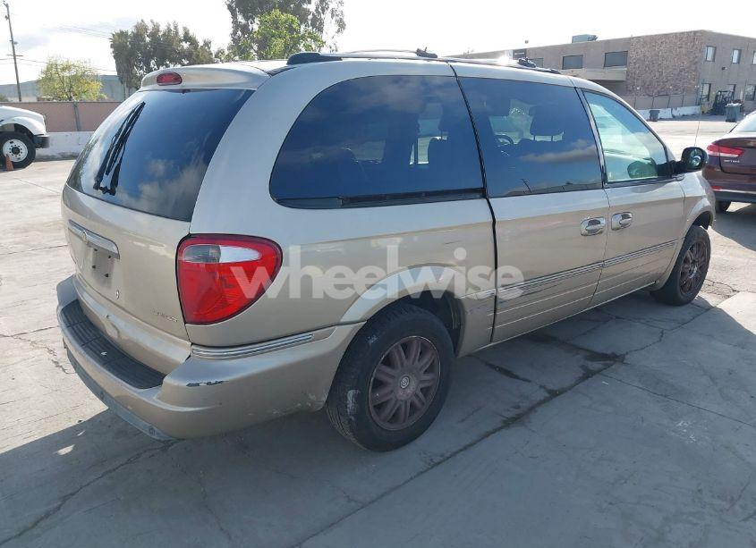 Photo 4 of 2005 Chrysler Town & COUNTRY LIMITED (VIN 2C8GP64L95R365774)