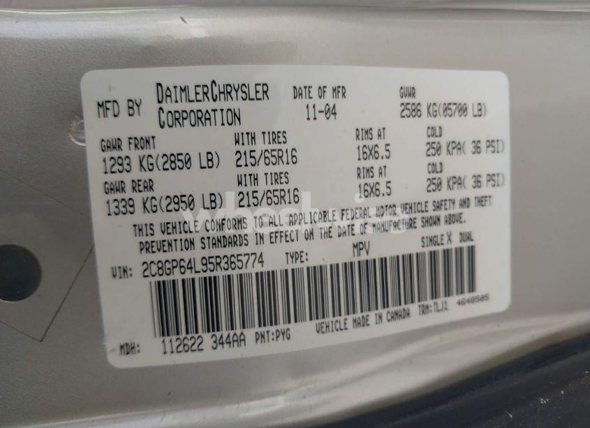 Photo 9 of 2005 Chrysler Town & COUNTRY LIMITED (VIN 2C8GP64L95R365774)