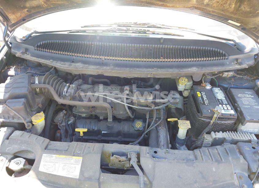 Photo 10 of 2002 Chrysler Town & COUNTRY LIMITED (VIN 2C8GP64LX2R611906)