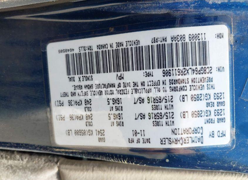 Photo 9 of 2002 Chrysler Town & COUNTRY LIMITED (VIN 2C8GP64LX2R611906)