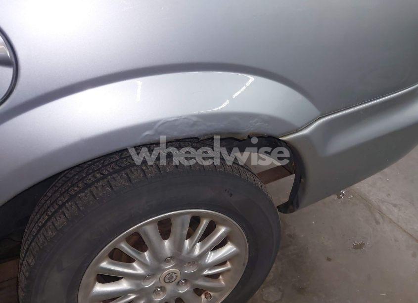 Photo 6 of 2003 Chrysler Town & COUNTRY LIMITED (VIN 2C8GP64LX3R234110)