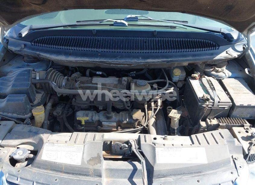 Photo 10 of 2003 Chrysler Town & COUNTRY LIMITED (VIN 2C8GP64LX3R360516)