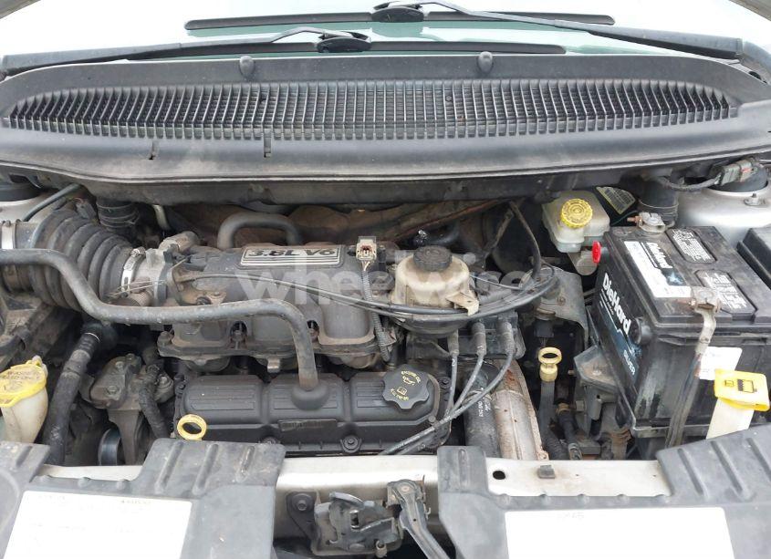 Photo 10 of 2005 Chrysler Town & COUNTRY LIMITED (VIN 2C8GP64LX5R191259)