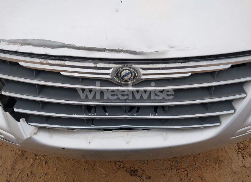 Photo 16 of 2005 Chrysler Town & COUNTRY LIMITED (VIN 2C8GP64LX5R191259)