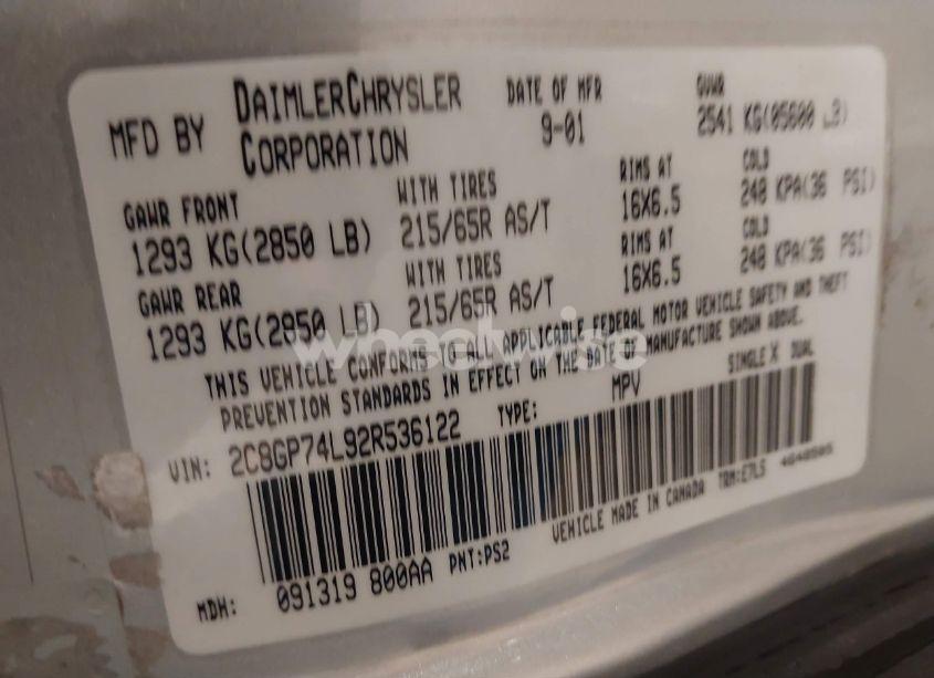 Photo 9 of 2002 Chrysler Town & COUNTRY EX (VIN 2C8GP74L92R536122)