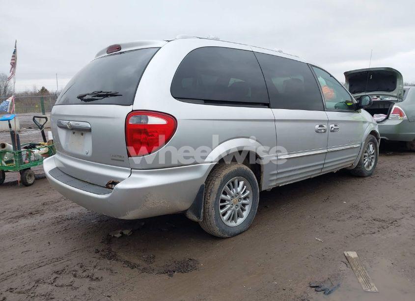 Photo 4 of 2001 Chrysler Town & COUNTRY LIMITED (VIN 2C8GT64L01R337027)