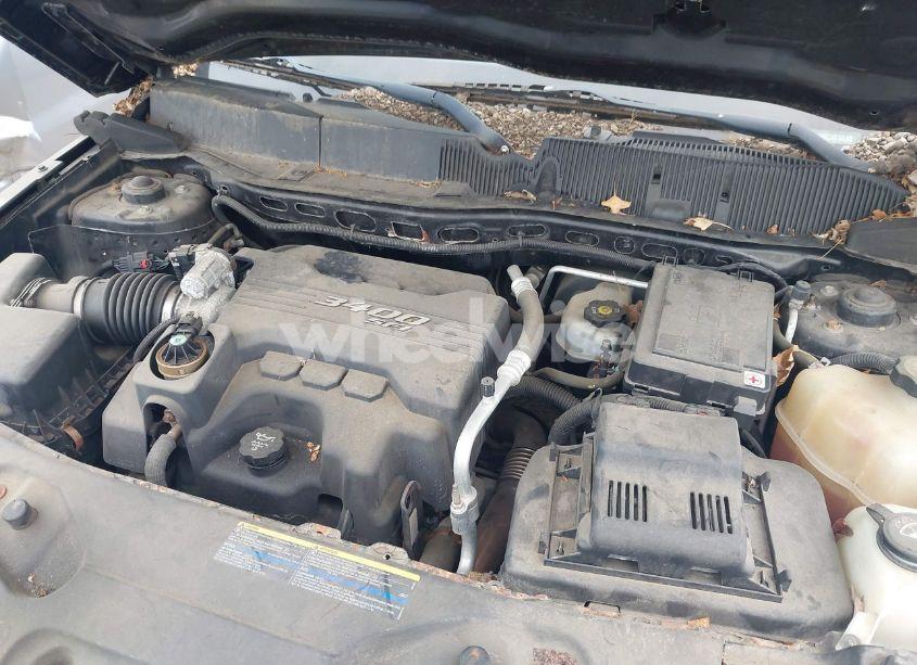 Photo 6 of 2009 Pontiac Torrent (VIN 2CKDL33F096222013)