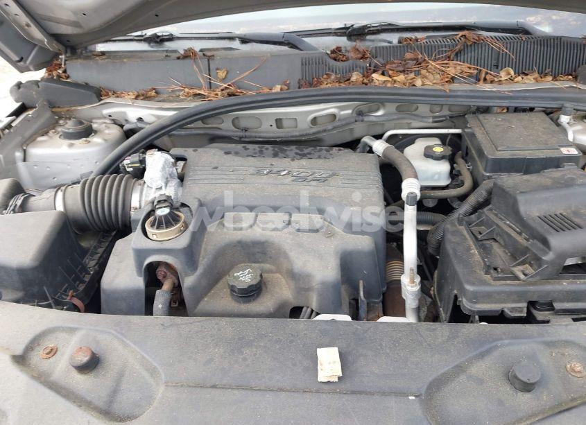 Photo 10 of 2008 Pontiac Torrent (VIN 2CKDL33F186321664)