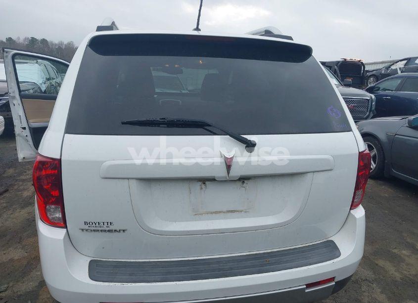 Photo 16 of 2008 Pontiac Torrent (VIN 2CKDL33F286011944)