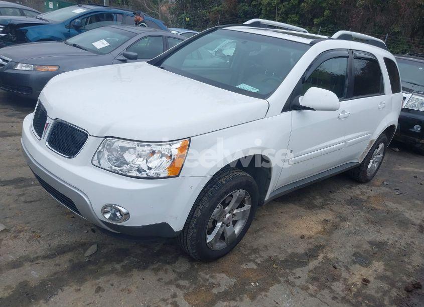 Photo 2 of 2008 Pontiac Torrent (VIN 2CKDL33F286011944)