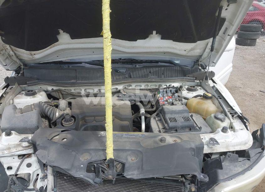 Photo 10 of 2008 Pontiac Torrent (VIN 2CKDL33F286031739)