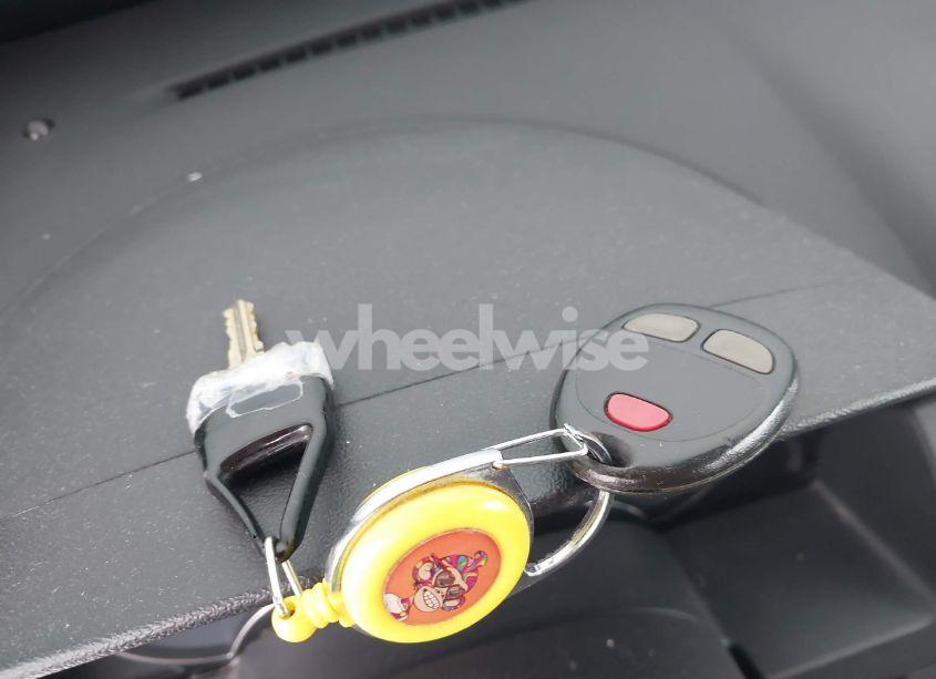 Photo 11 of 2009 Pontiac Torrent (VIN 2CKDL33F496201844)