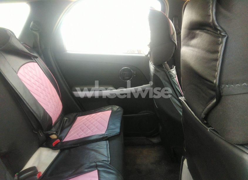 Photo 8 of 2008 Pontiac Torrent (VIN 2CKDL33F586320520)