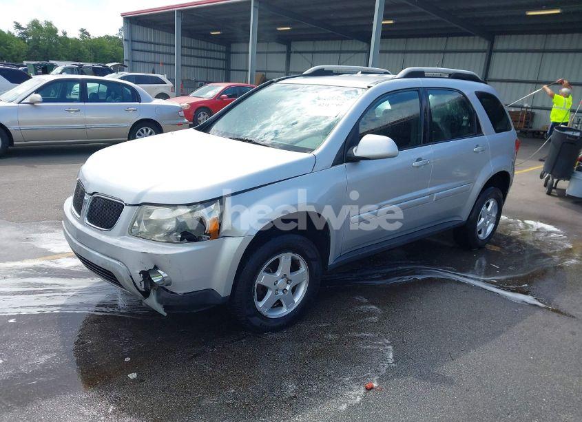 Photo 2 of 2009 Pontiac Torrent (VIN 2CKDL33F596208656)