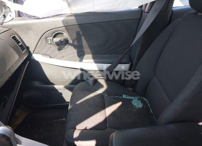 Photo 5 of 2009 Pontiac Torrent (VIN 2CKDL33F696210139)