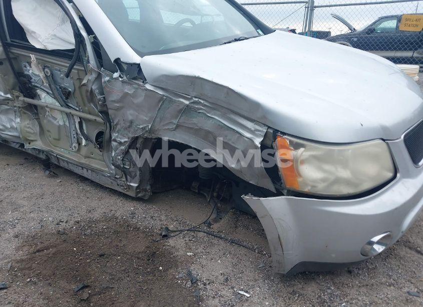 Photo 6 of 2009 Pontiac Torrent (VIN 2CKDL33F696210139)