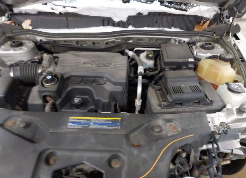 Photo 10 of 2008 Pontiac Torrent (VIN 2CKDL33F786008330)