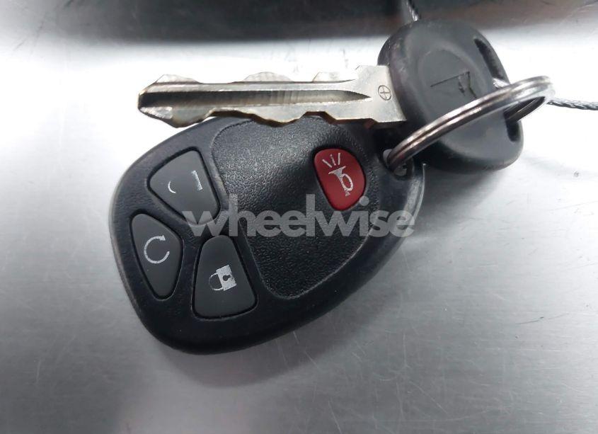 Photo 11 of 2008 Pontiac Torrent (VIN 2CKDL43F386000859)