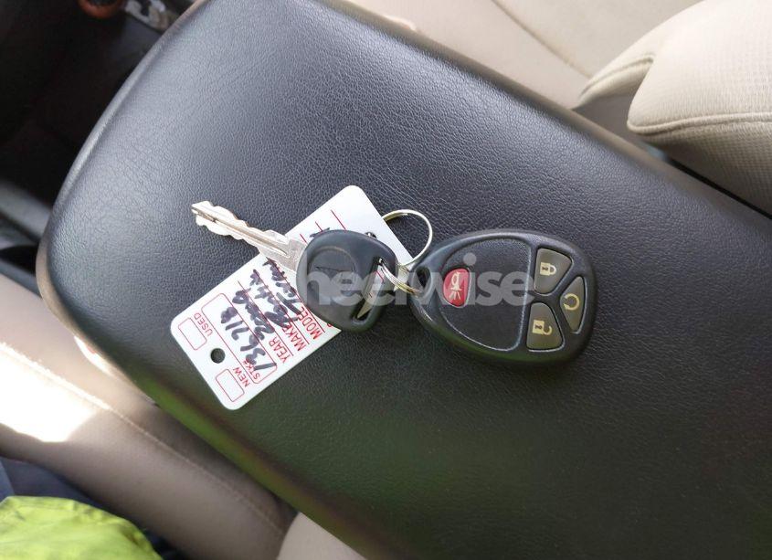 Photo 11 of 2009 Pontiac Torrent (VIN 2CKDL43F696233524)