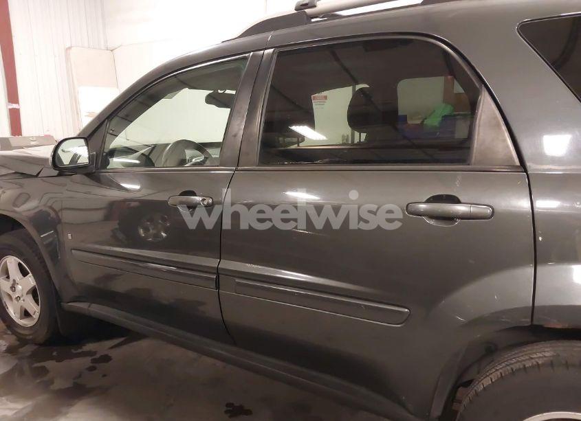 Photo 15 of 2009 Pontiac Torrent (VIN 2CKDL43F696253207)