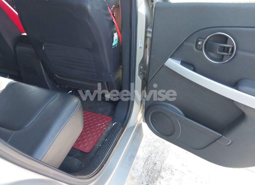 Photo 8 of 2008 Pontiac Torrent GXP (VIN 2CKDL537686028346)