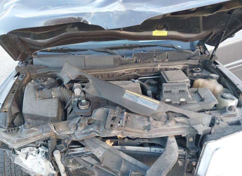 Photo 10 of 2007 Pontiac Torrent (VIN 2CKDL63F076034476)