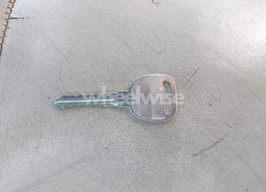 Photo 11 of 2006 Pontiac Torrent (VIN 2CKDL63F266045140)