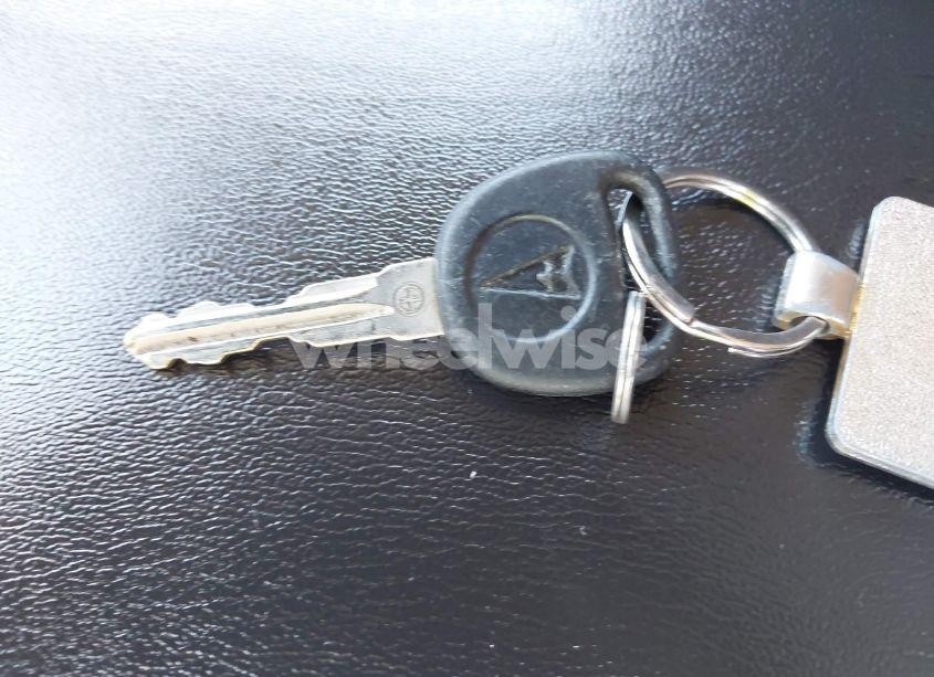 Photo 11 of 2007 Pontiac Torrent (VIN 2CKDL63F276026573)