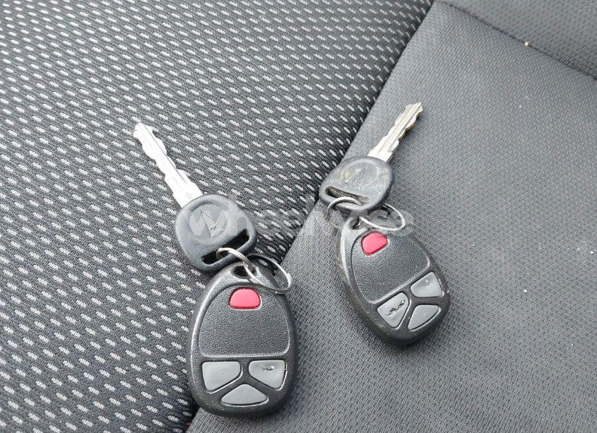 Photo 11 of 2007 Pontiac Torrent (VIN 2CKDL63F476250993)