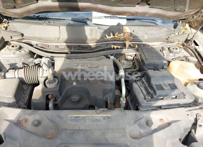 Photo 10 of 2007 Pontiac Torrent (VIN 2CKDL63F676074030)