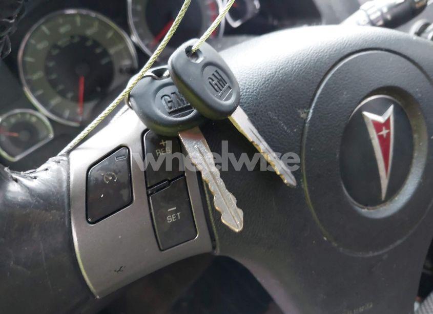 Photo 11 of 2006 Pontiac Torrent (VIN 2CKDL63F966128032)