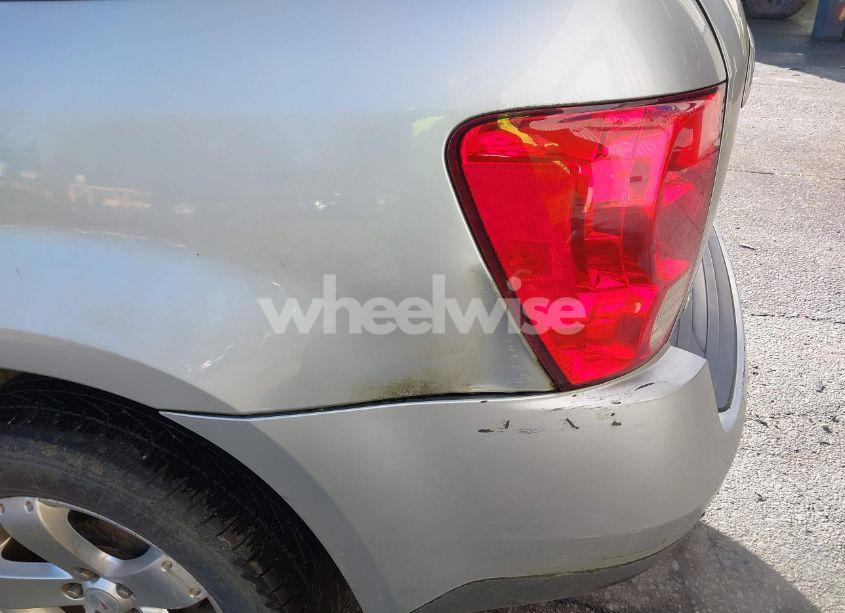 Photo 6 of 2006 Pontiac Torrent (VIN 2CKDL73F066042517)