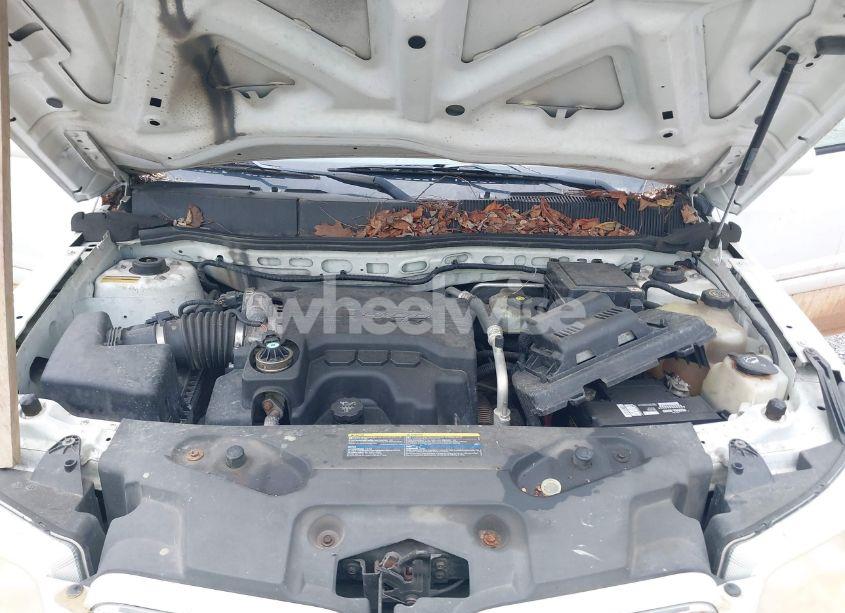 Photo 10 of 2007 Pontiac Torrent (VIN 2CKDL73F076068004)