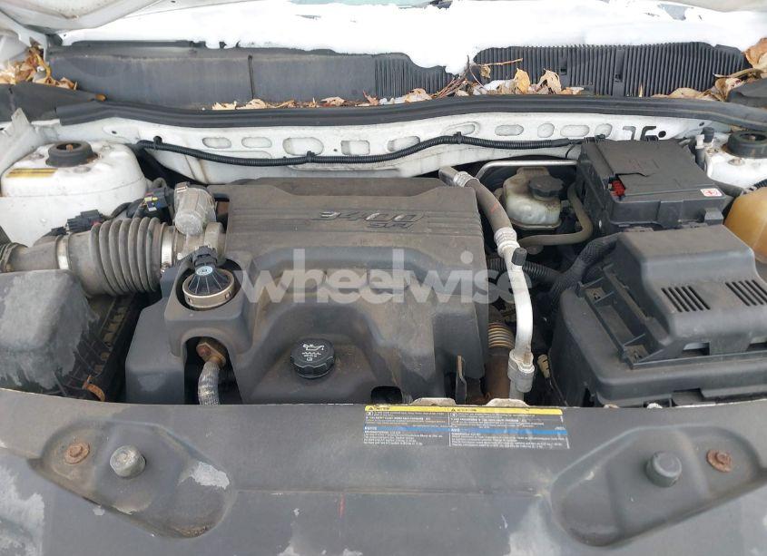 Photo 10 of 2007 Pontiac Torrent (VIN 2CKDL73F176061840)