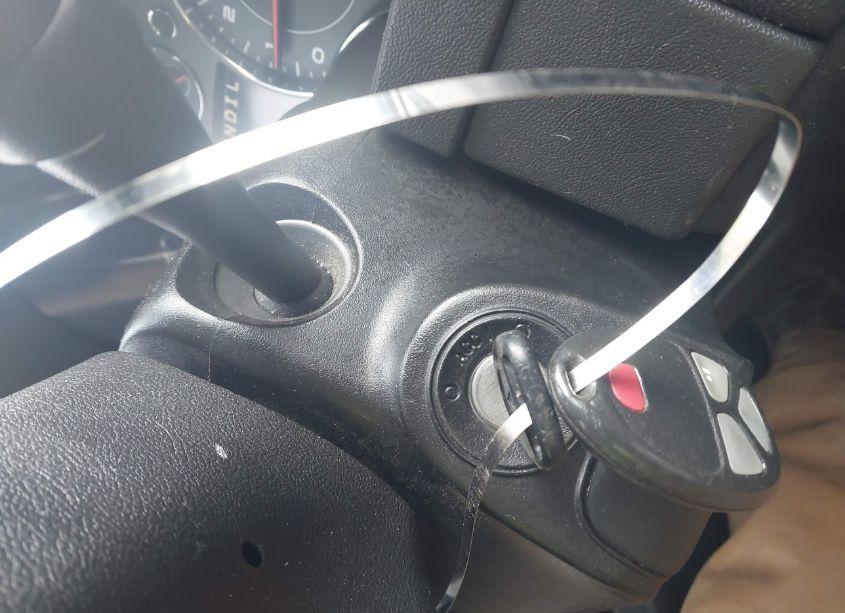 Photo 11 of 2007 Pontiac Torrent (VIN 2CKDL73F876015616)