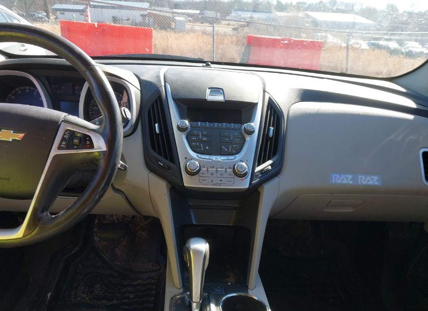 Photo 17 of 2011 Chevrolet Equinox LS (VIN 2CNALBEC1B6309217)