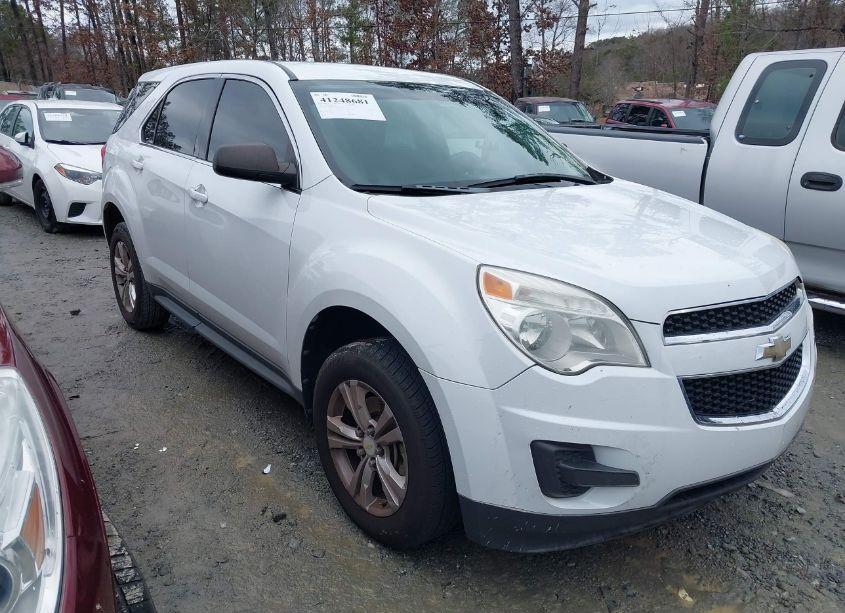 2011 Chevrolet Equinox LS (VIN 2CNALBEC1B6312182) main photo