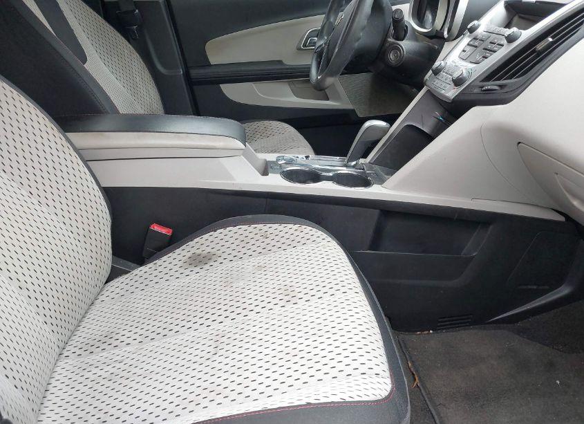 Photo 5 of 2011 Chevrolet Equinox LS (VIN 2CNALBEC1B6312182)