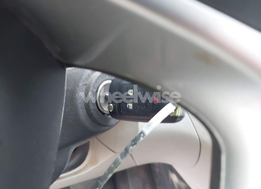 Photo 11 of 2011 Chevrolet Equinox LS (VIN 2CNALBEC2B6217372)