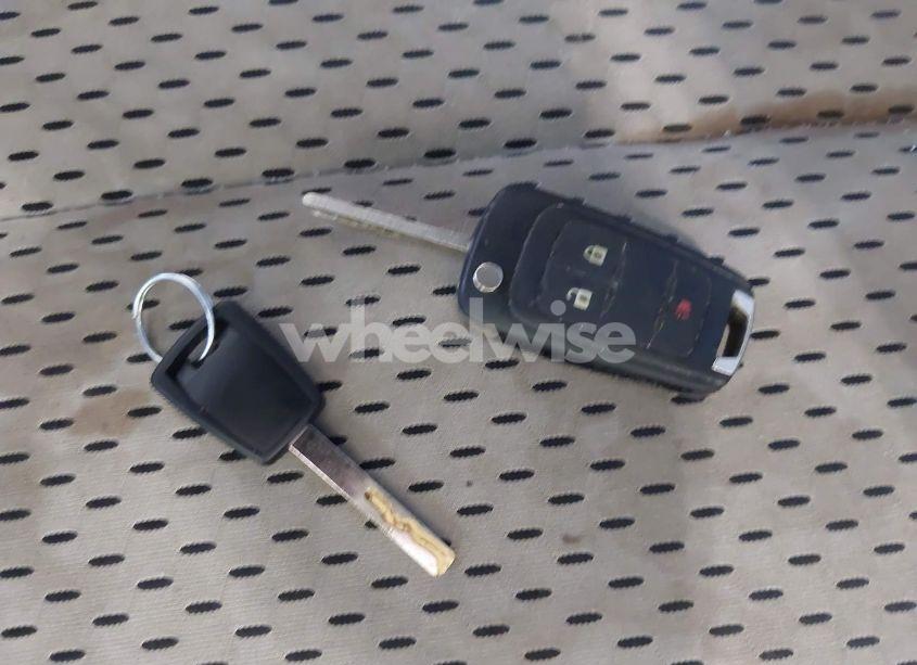 Photo 11 of 2011 Chevrolet Equinox LS (VIN 2CNALBEC2B6407446)