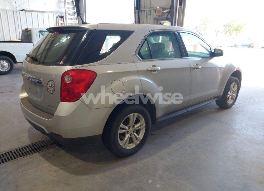 Photo 4 of 2011 Chevrolet Equinox LS (VIN 2CNALBEC2B6407446)