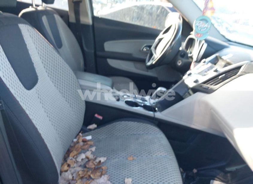 Photo 5 of 2011 Chevrolet Equinox LS (VIN 2CNALBEC3B6432050)