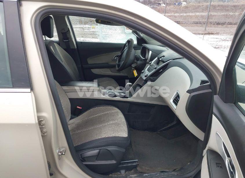 Photo 5 of 2011 Chevrolet Equinox LS (VIN 2CNALBEC5B6431336)