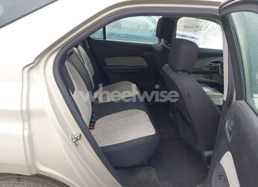 Photo 8 of 2011 Chevrolet Equinox LS (VIN 2CNALBEC5B6431336)