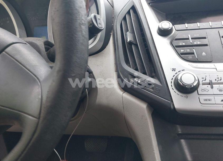 Photo 11 of 2011 Chevrolet Equinox LS (VIN 2CNALBEC5B6439291)