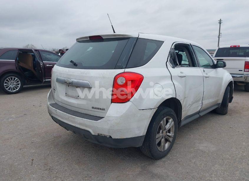Photo 4 of 2011 Chevrolet Equinox LS (VIN 2CNALBEC5B6439291)