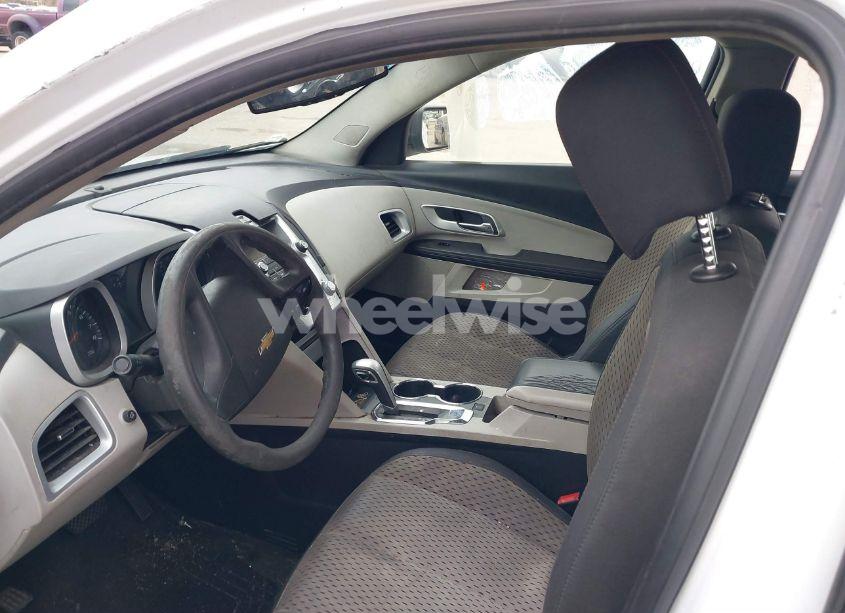 Photo 5 of 2011 Chevrolet Equinox LS (VIN 2CNALBEC5B6439291)