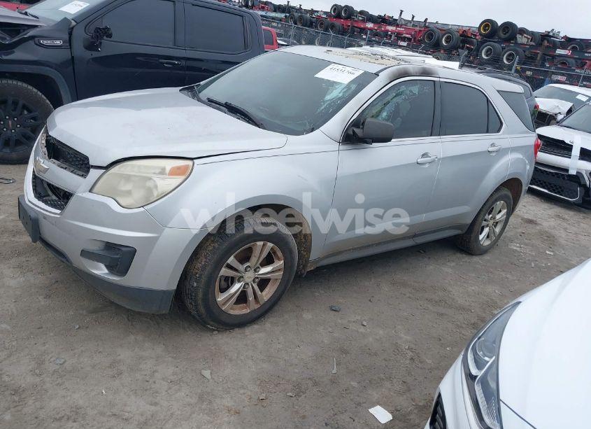 Photo 2 of 2011 Chevrolet Equinox LS (VIN 2CNALBEC6B6225281)